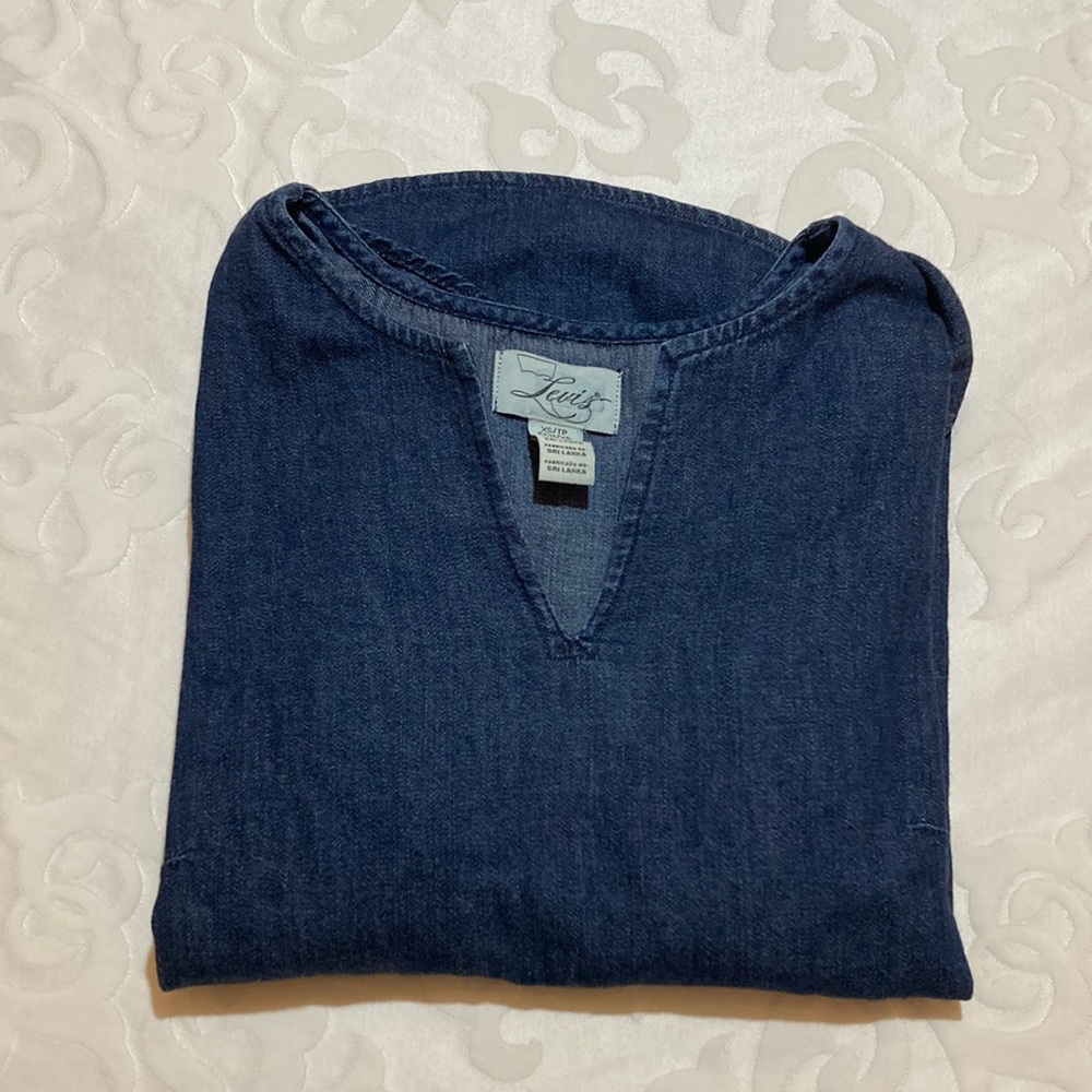 Levi’s denim shirt